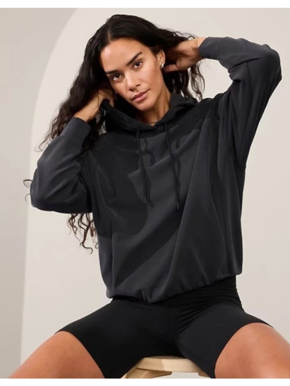 Athleta Seasoft Bubble Hem Hoodie Large Charcoal Black Sweatshirt Active Gym